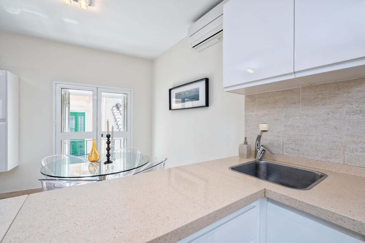 Siglo Penthouse In By Solaga Homes Appartement